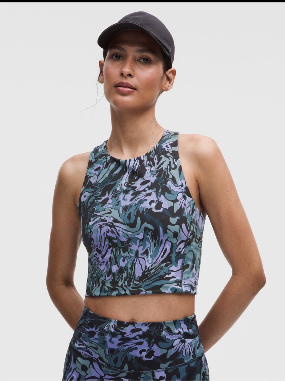 NWT Swift Speed Cropped Tank Top B/ C Cup 
Flower Meld Multi Size 4